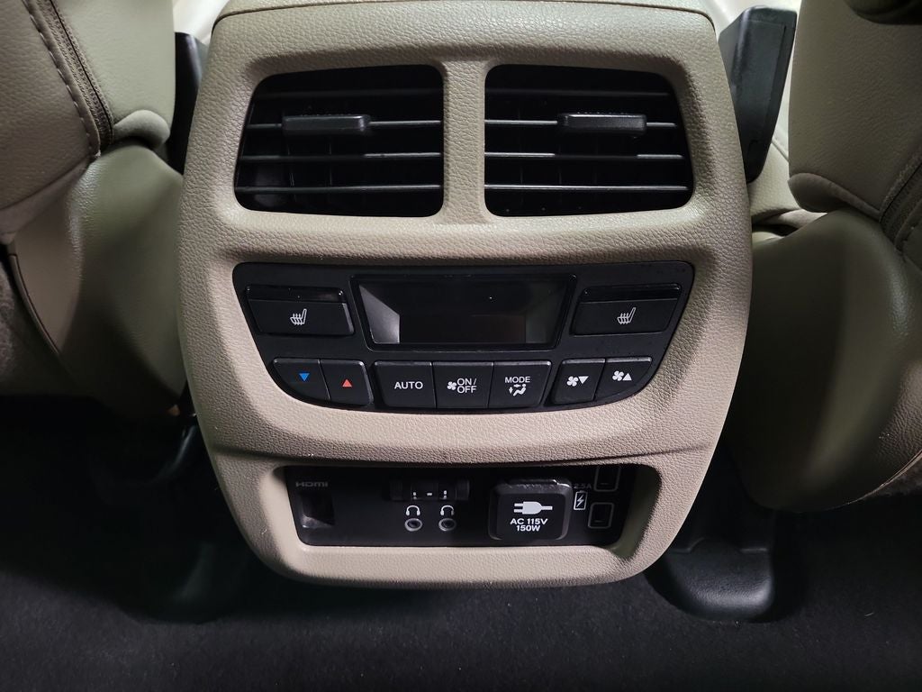 2021 Honda Pilot Touring 7 Passenger