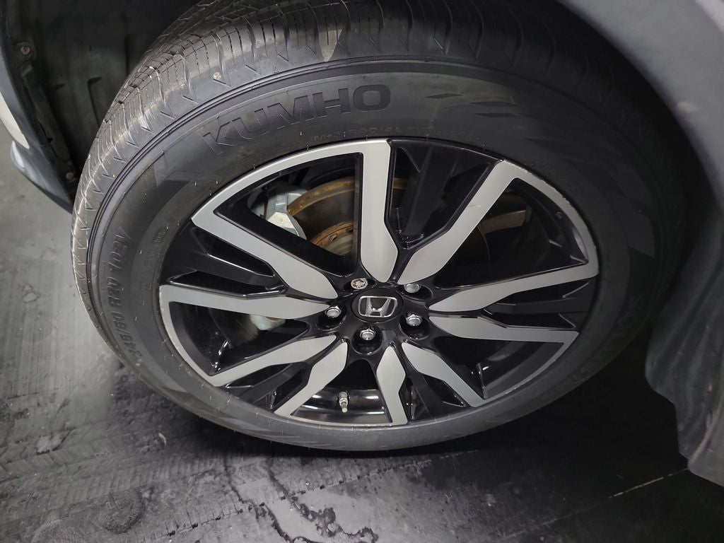 2019 Honda Pilot Touring 8 Passenger