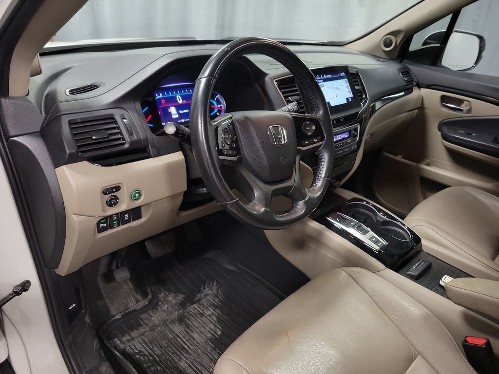 2019 Honda Pilot Touring 8 Passenger