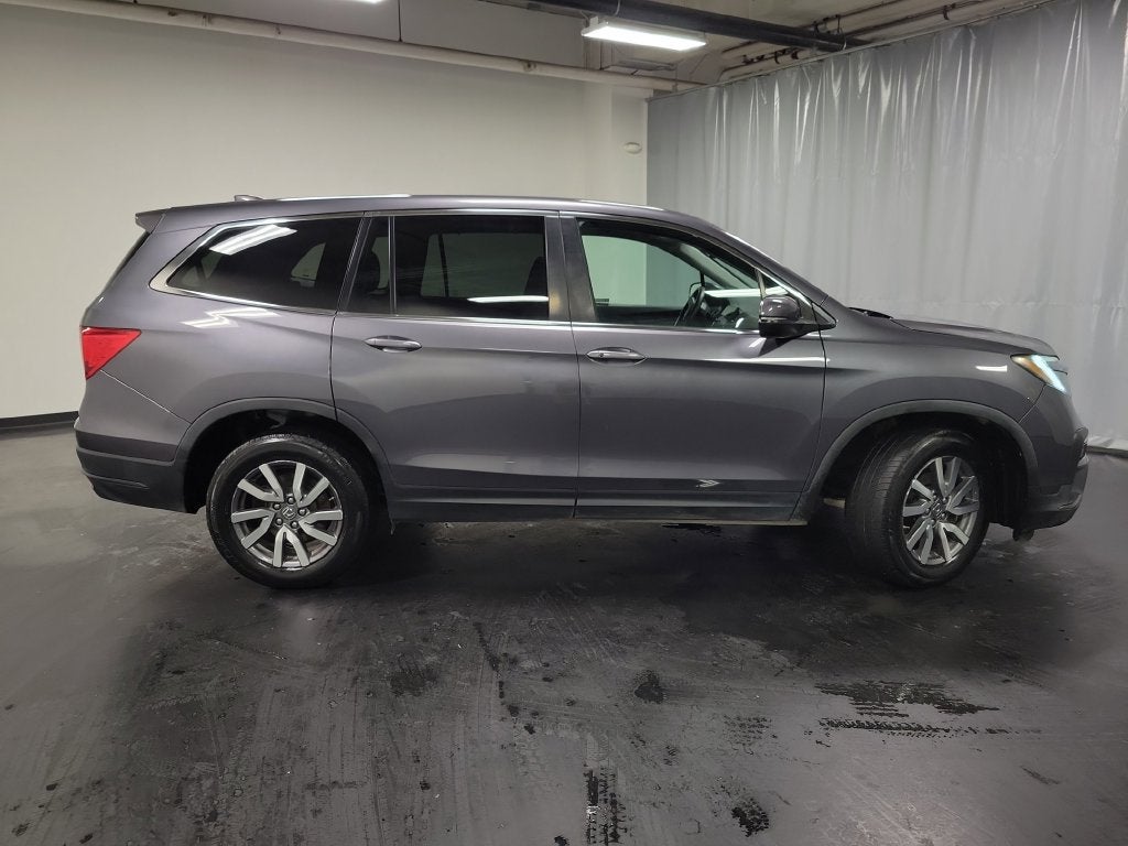 2019 Honda Pilot EX-L w/Navigation and Rear Entertainment System
