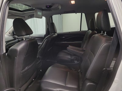 2022 Honda Pilot Touring 7 Passenger