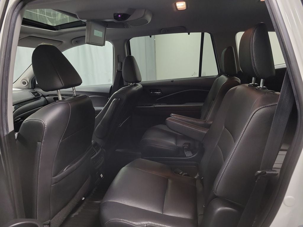 2022 Honda Pilot Touring 7 Passenger