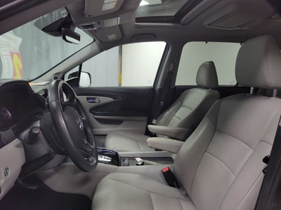 2019 Honda Pilot Touring 8 Passenger