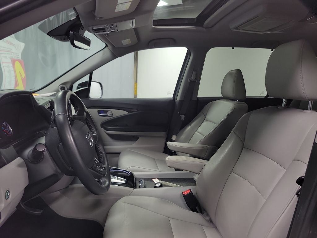 2019 Honda Pilot Touring 8 Passenger