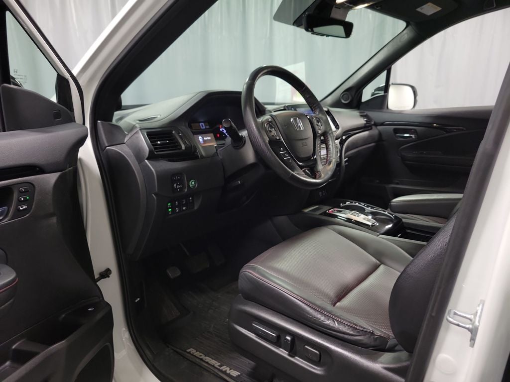 2022 Honda Ridgeline Black Edition