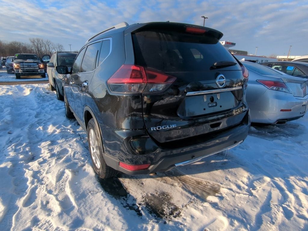 2020 Nissan Rogue SV