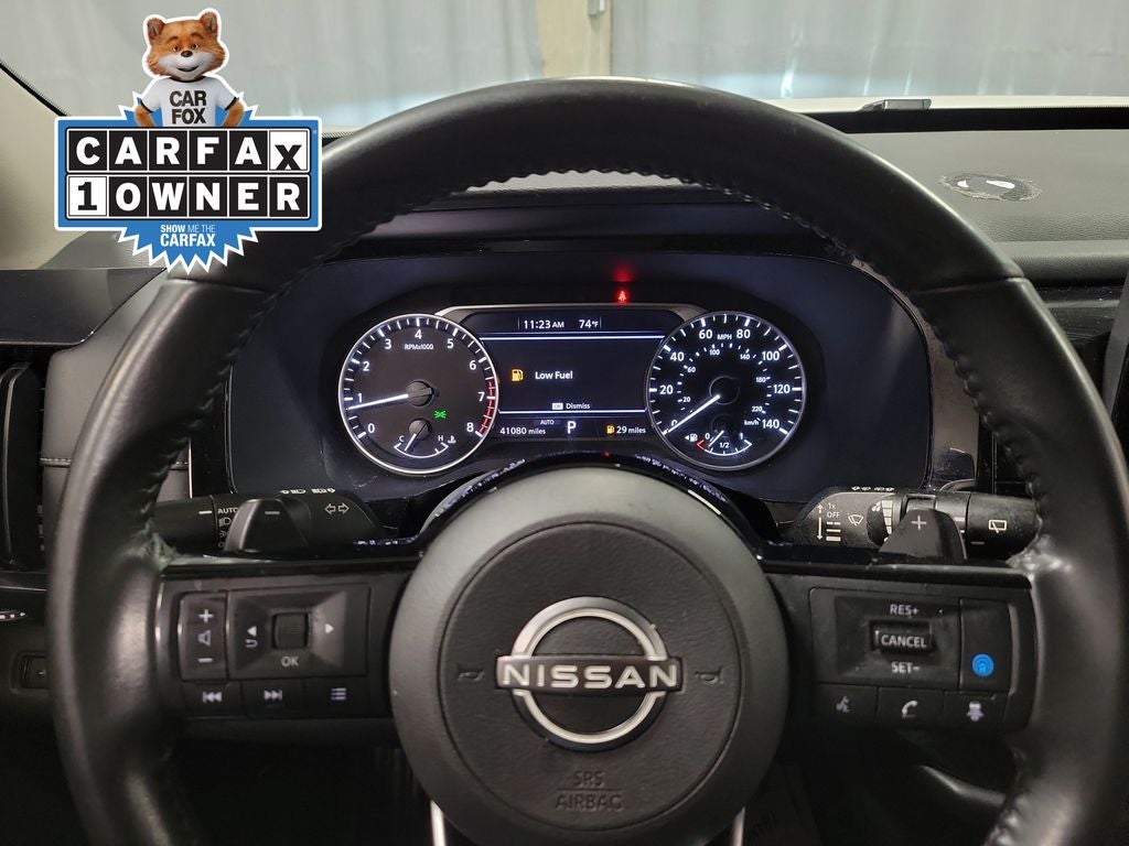 2023 Nissan Pathfinder SV