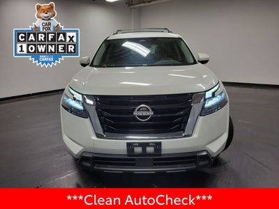 2023 Nissan Pathfinder SV
