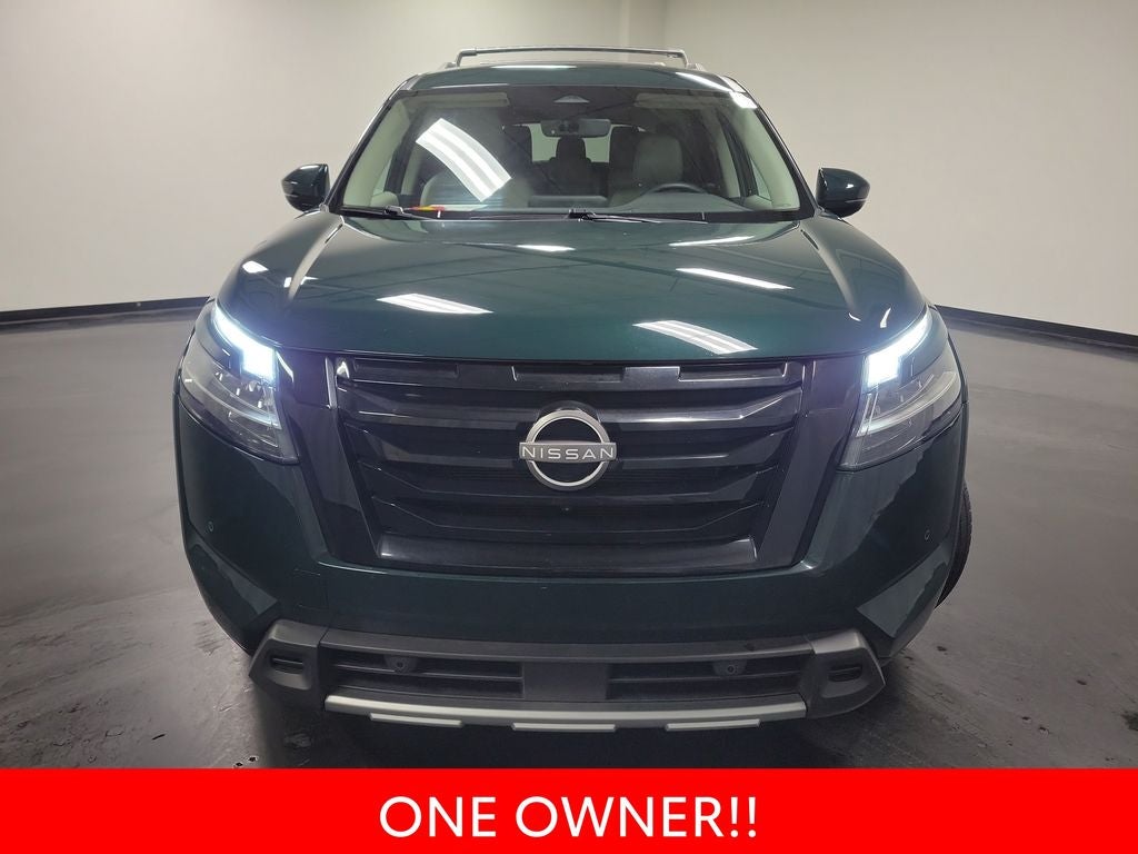 2024 Nissan Pathfinder SL