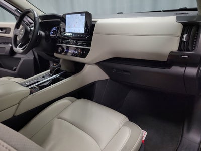 2024 Nissan Pathfinder SL