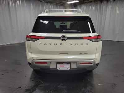 2024 Nissan Pathfinder SL