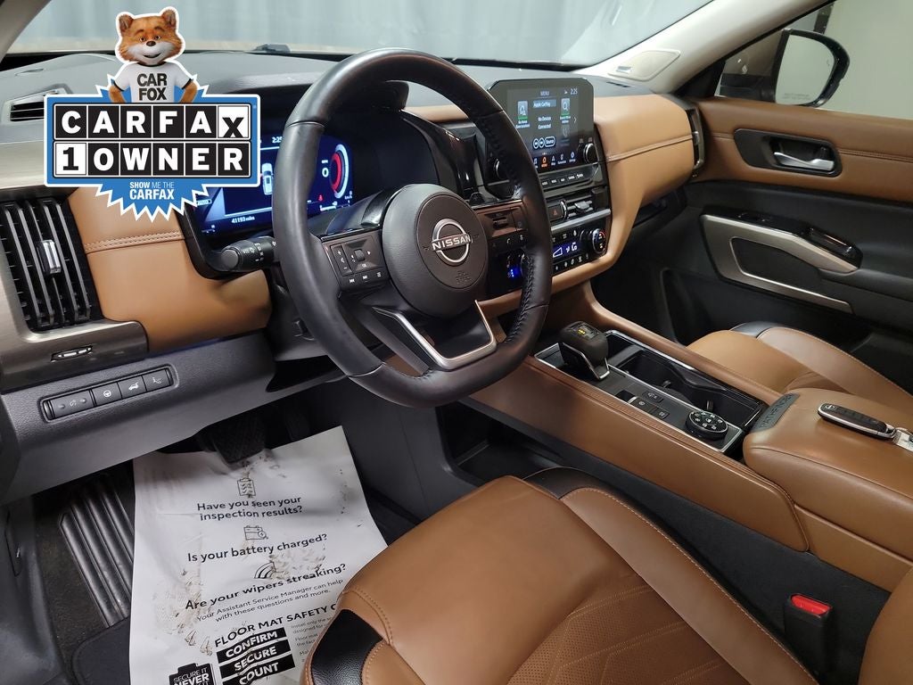 2024 Nissan Pathfinder Platinum