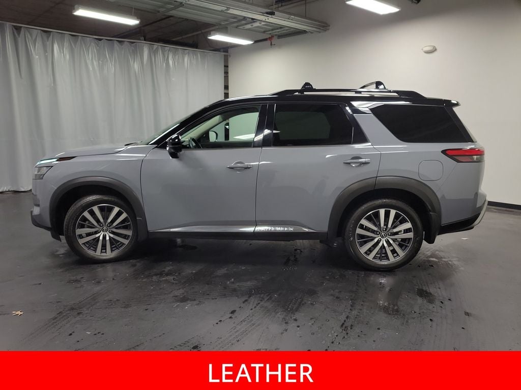 2022 Nissan Pathfinder Platinum