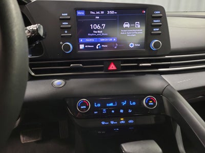 2022 Hyundai Elantra SEL