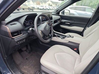 2025 Toyota Grand Highlander Hybrid MAX Platinum