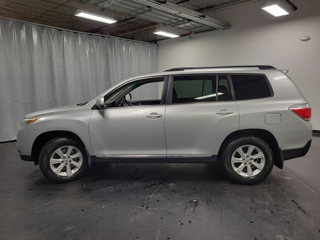 2012 Toyota Highlander SE