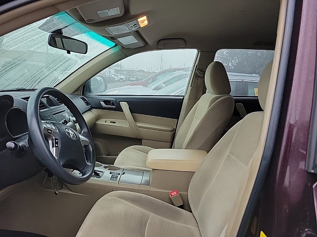 2011 Toyota Highlander Base