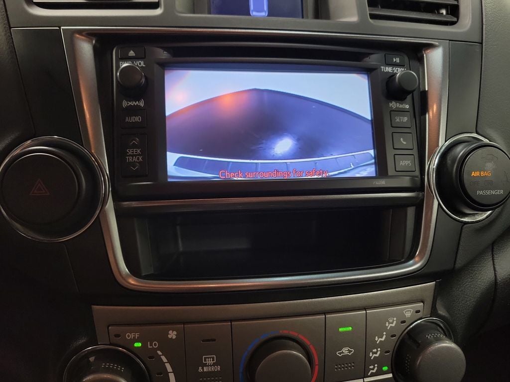 2013 Toyota Highlander SE