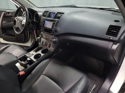 2013 Toyota Highlander SE