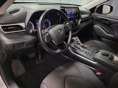 2021 Toyota Highlander LE