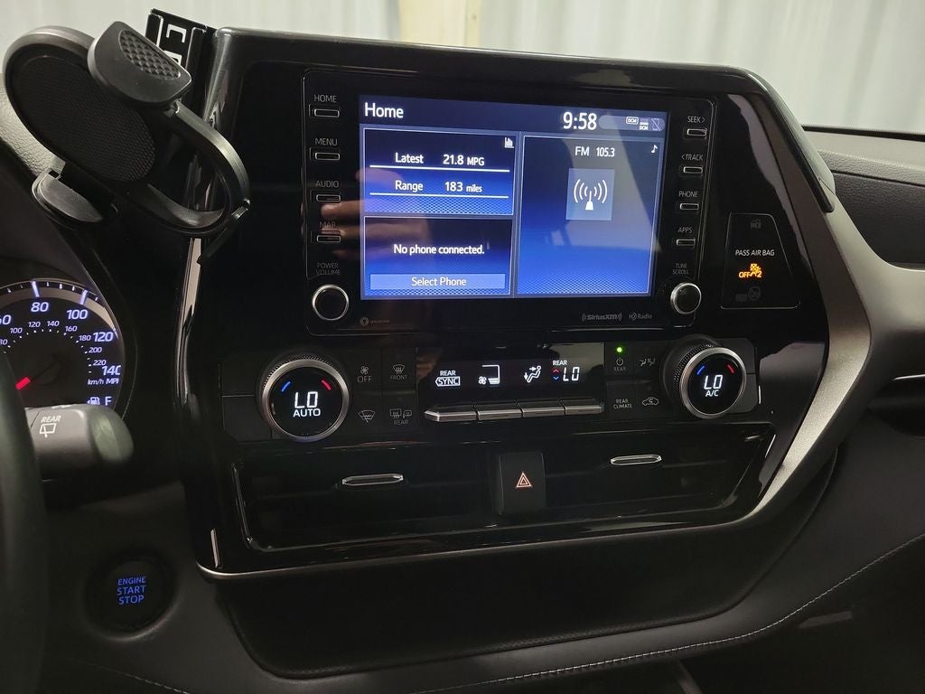 2021 Toyota Highlander LE