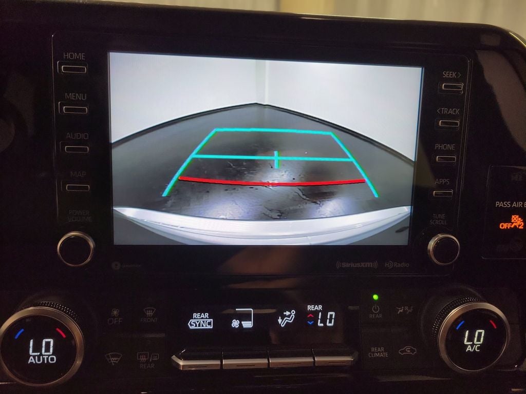 2021 Toyota Highlander LE