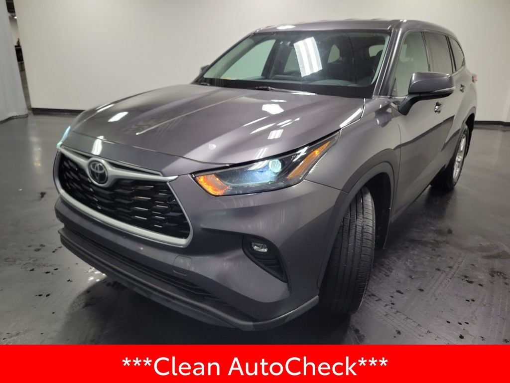 2022 Toyota Highlander LE