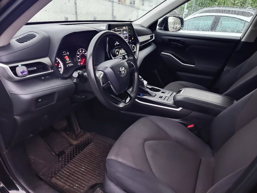 2021 Toyota Highlander L