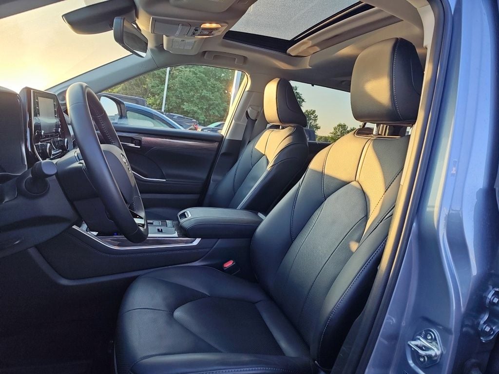 2021 Toyota Highlander Hybrid Limited