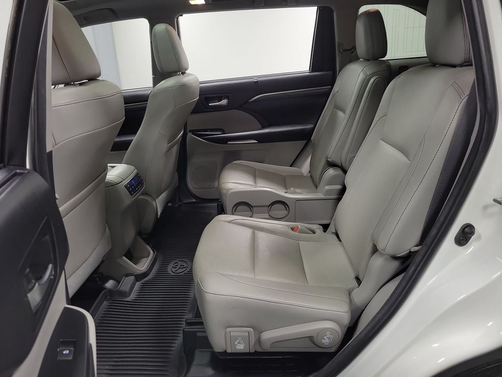 2018 Toyota Highlander Hybrid Limited Platinum