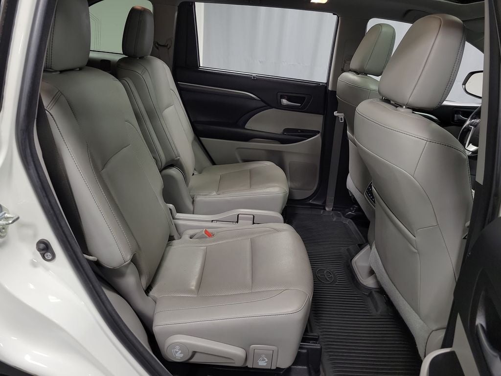 2018 Toyota Highlander Hybrid Limited Platinum