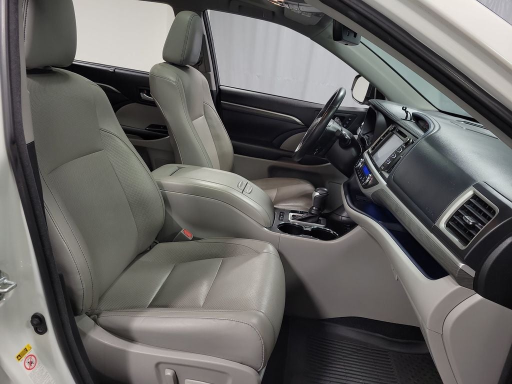 2018 Toyota Highlander Hybrid Limited Platinum