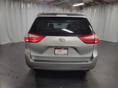 2015 Toyota Sienna XLE 7 Passenger
