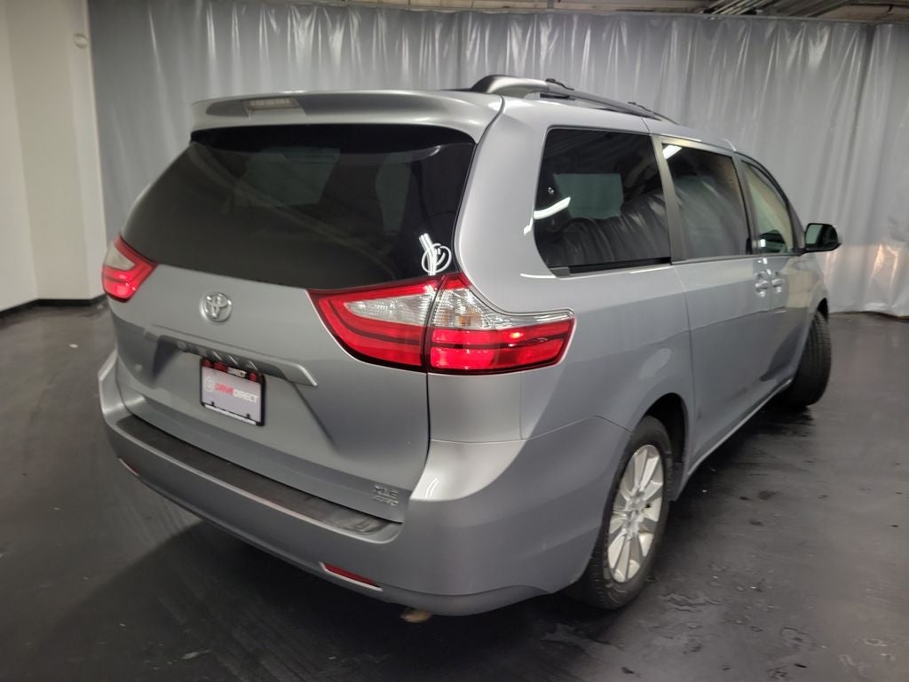 2015 Toyota Sienna XLE 7 Passenger