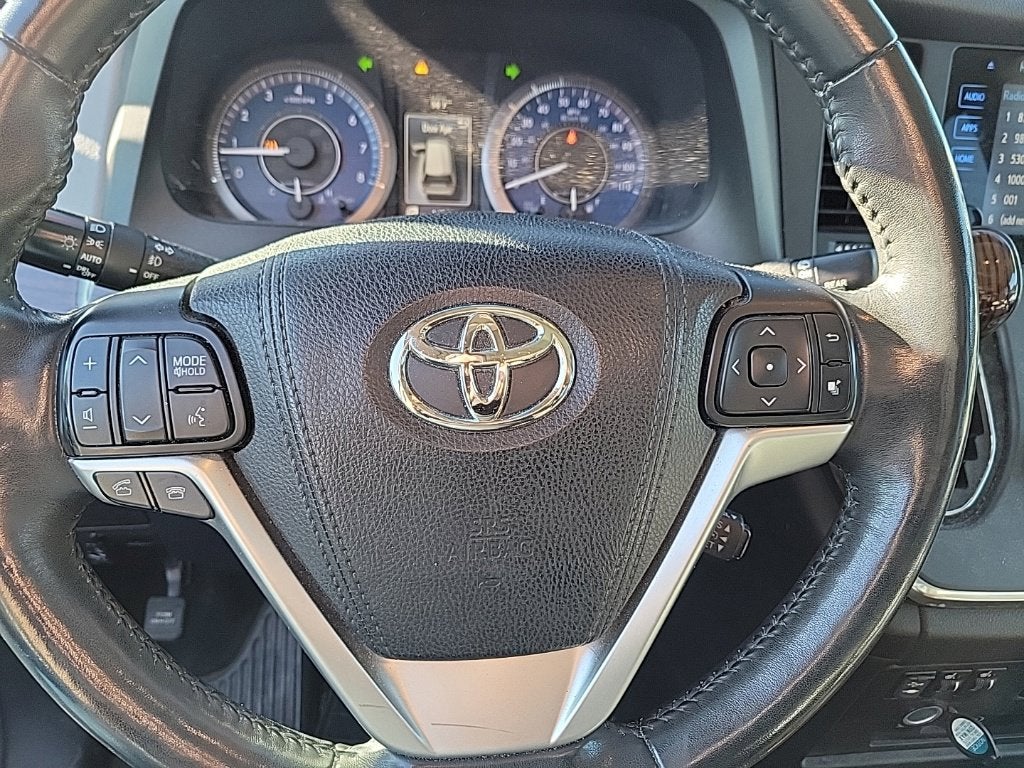2016 Toyota Sienna Limited Premium 7 Passenger
