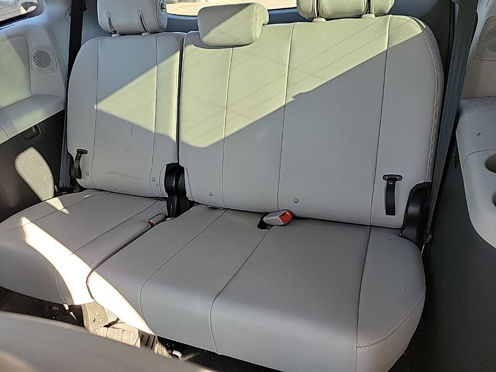 2016 Toyota Sienna Limited Premium 7 Passenger