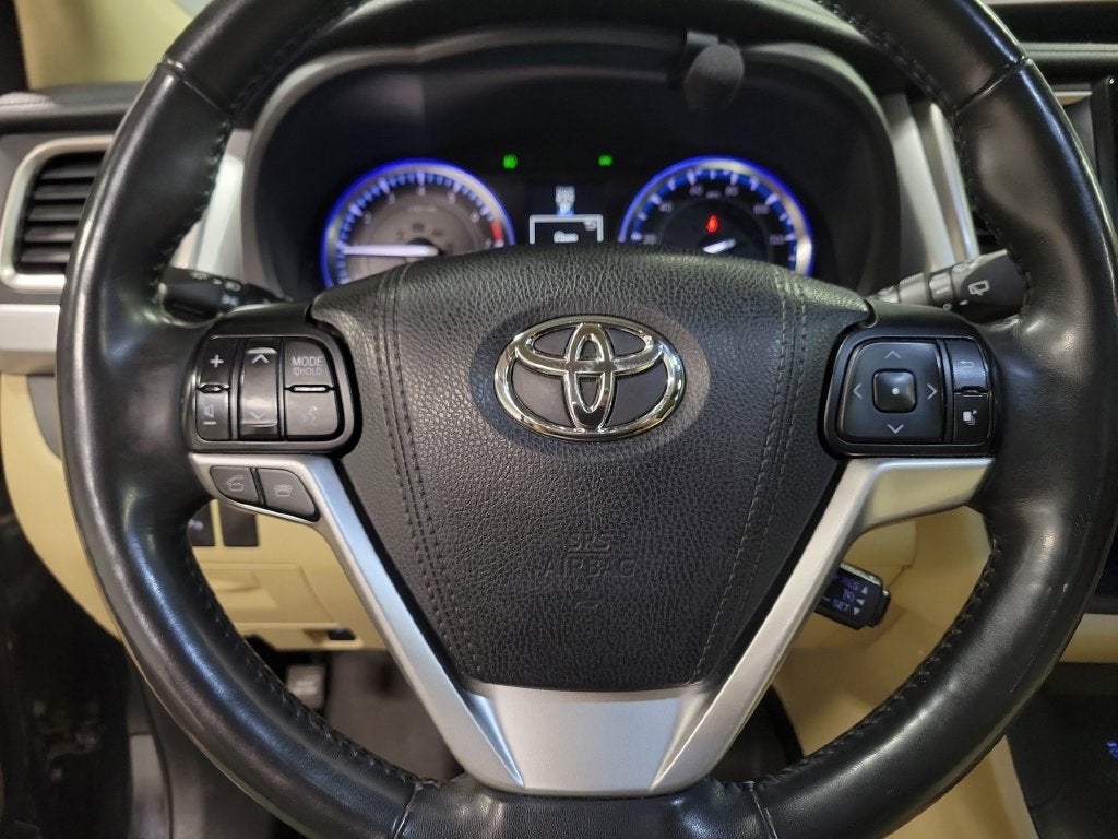 2016 Toyota Highlander Limited