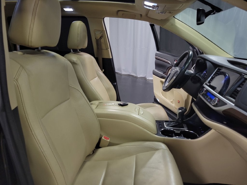 2016 Toyota Highlander Limited