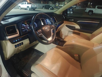 2016 Toyota Highlander Limited Platinum V6