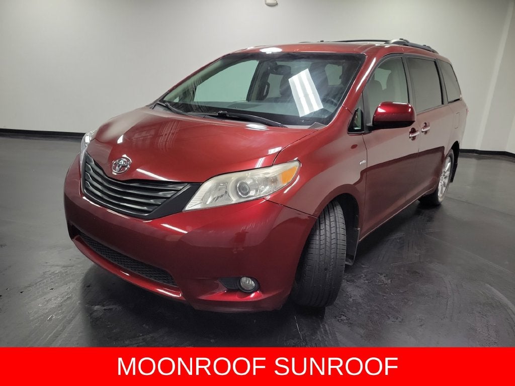 2017 Toyota Sienna XLE Premium 7 Passenger