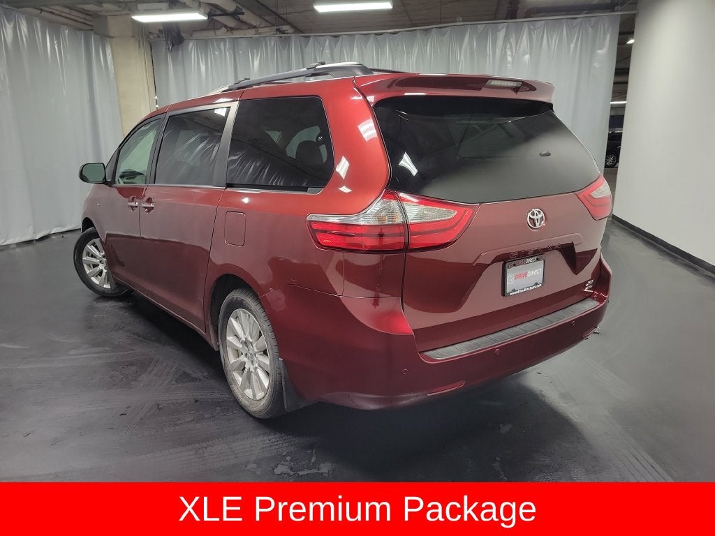 2017 Toyota Sienna XLE Premium 7 Passenger