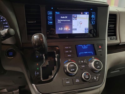 2017 Toyota Sienna XLE Premium 7 Passenger