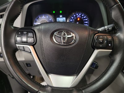 2017 Toyota Sienna XLE Premium 7 Passenger