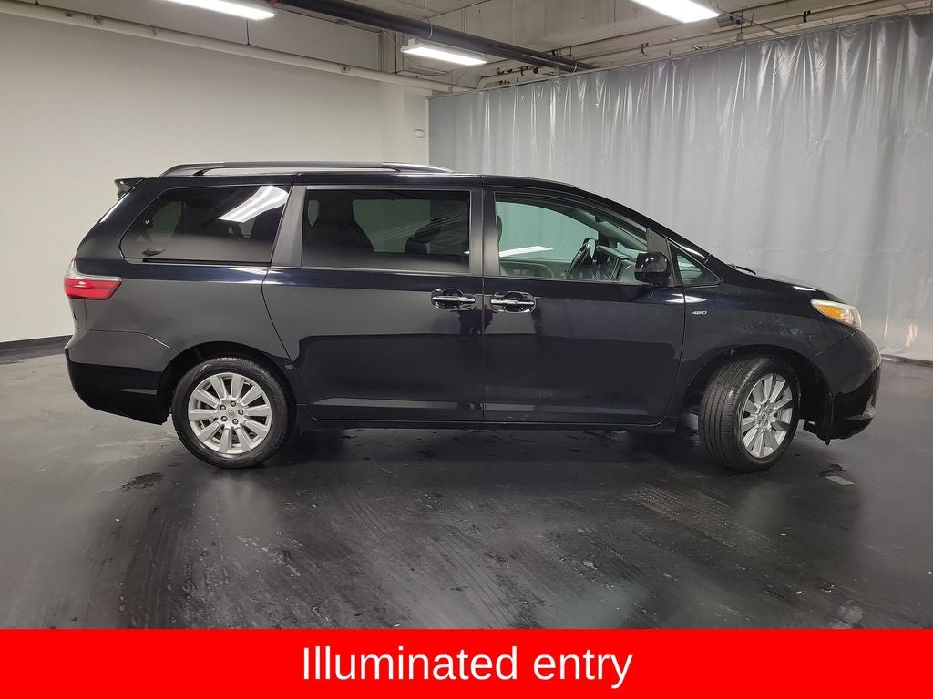 2017 Toyota Sienna XLE Premium 7 Passenger