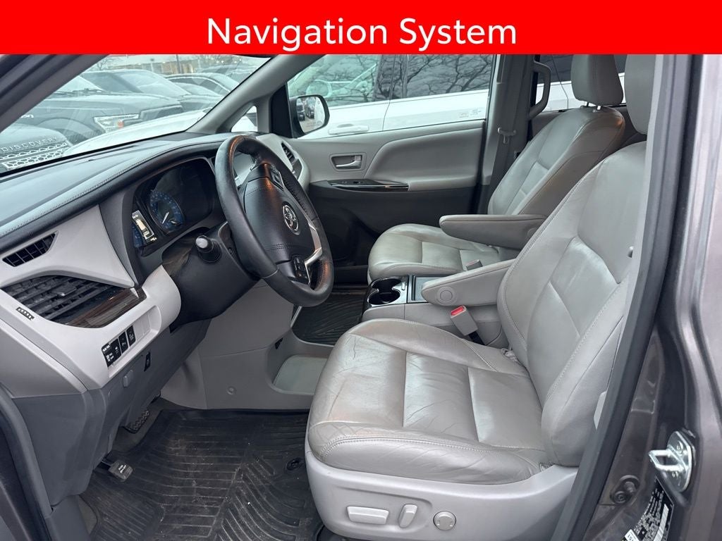 2017 Toyota Sienna XLE Premium 7 Passenger
