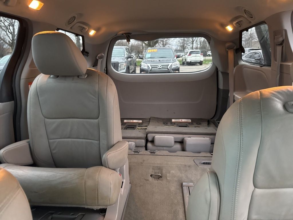 2017 Toyota Sienna XLE Premium 7 Passenger