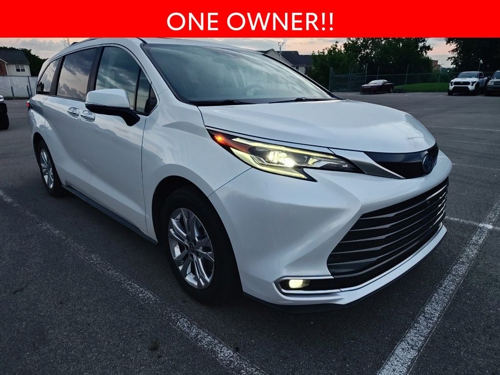 2024 Toyota Sienna Platinum 7 Passenger