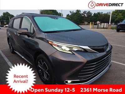 2025 Toyota Sienna Platinum 7 Passenger