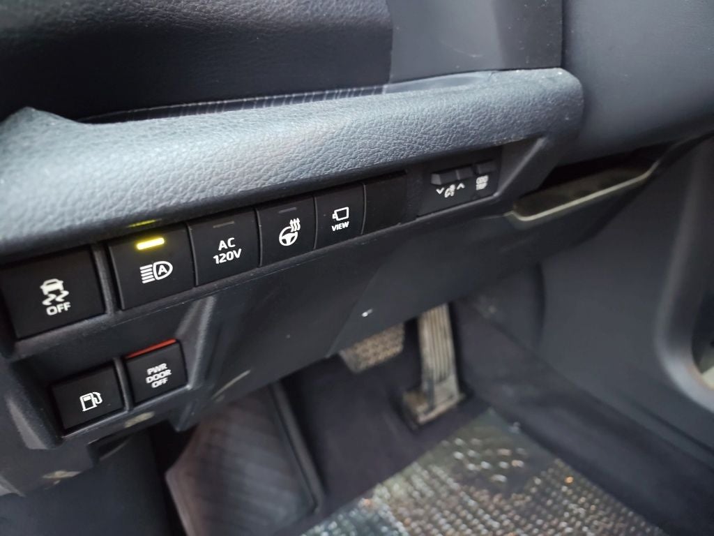 2025 Toyota Sienna Platinum 7 Passenger