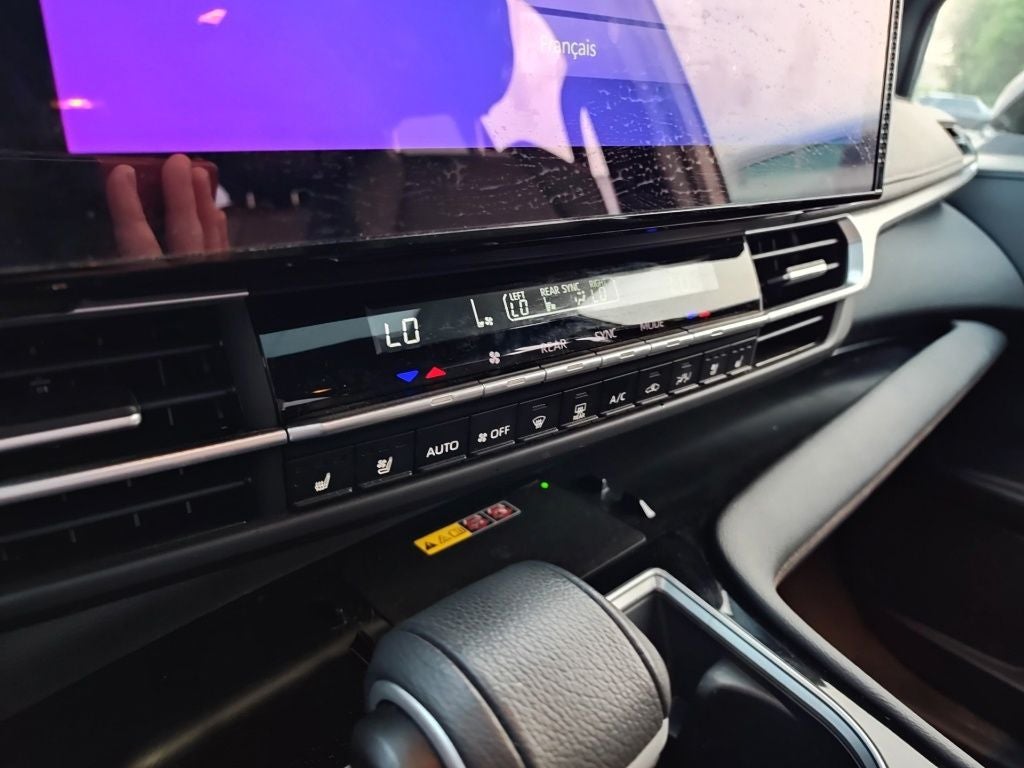 2025 Toyota Sienna Platinum 7 Passenger